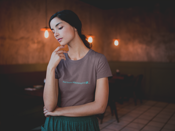 Crop Tee with Real Estate Matching24 Logo