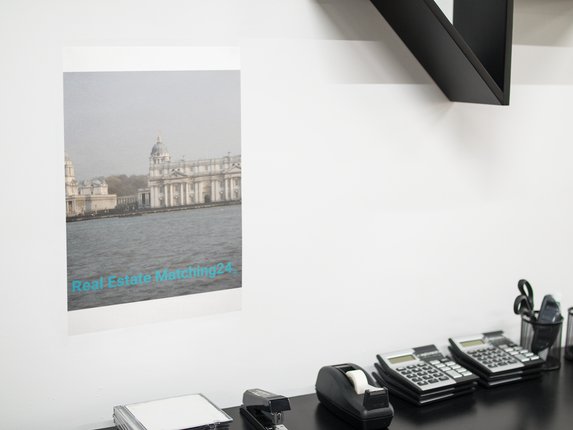 Riverside Beauty Poster with realestatematching24 without key Logo