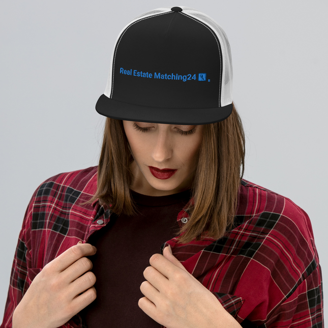 Trucker Cap Real Estate Matching24 with Logo.