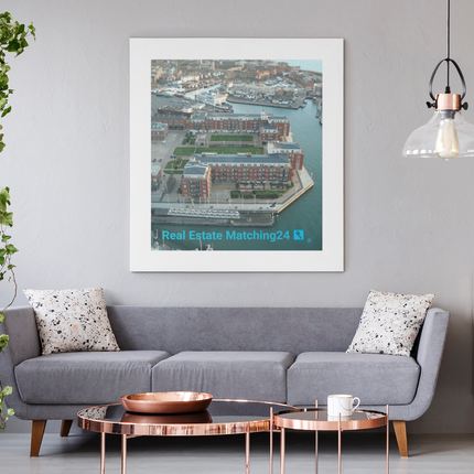 Nice City Poster with hangers with realestatematching24 with key Logo