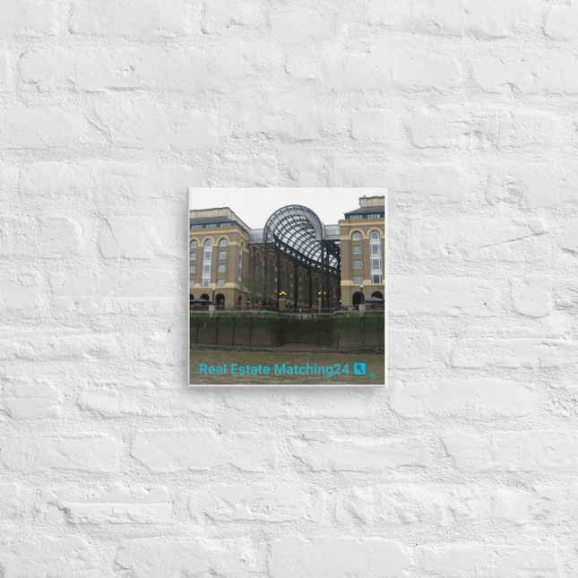 Hay's Galleria Canvas with Real Estate Matching24 Logo