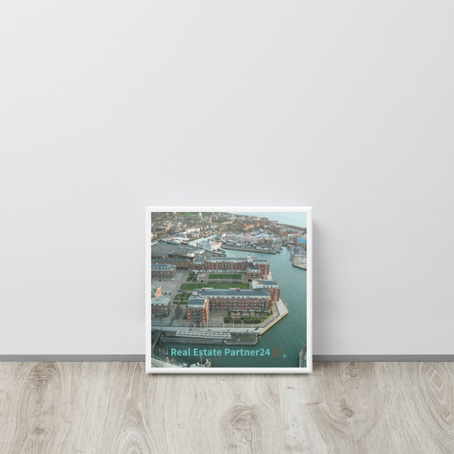 Nice City Canvas with realestatepartner24 with house Logo