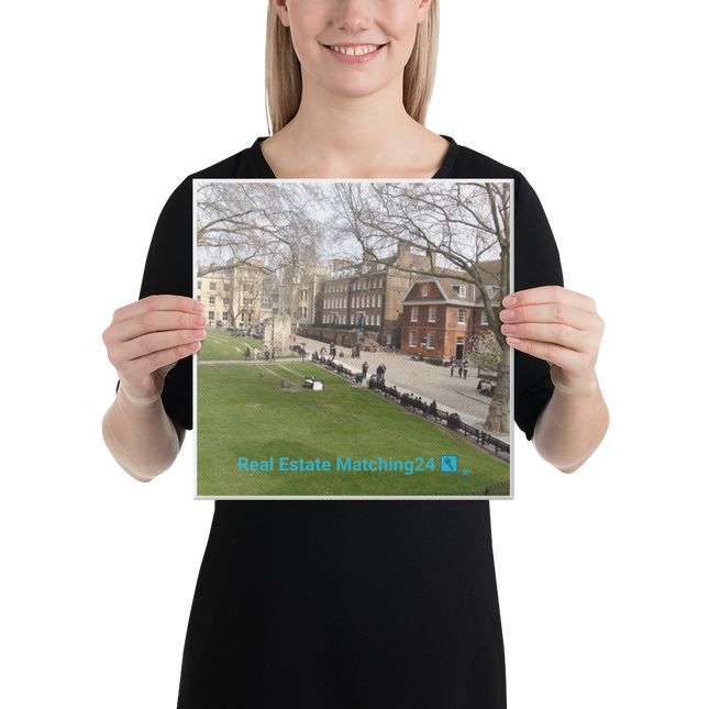 Beautiful Park Canvas with realestatematching24 with key Logo