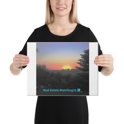 Beautiful Sunset Sinari Canvas with realestatematching24 with key Logo