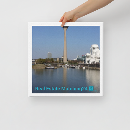 Lovely Sinari Canvas with Real Estate Matching24 Logo