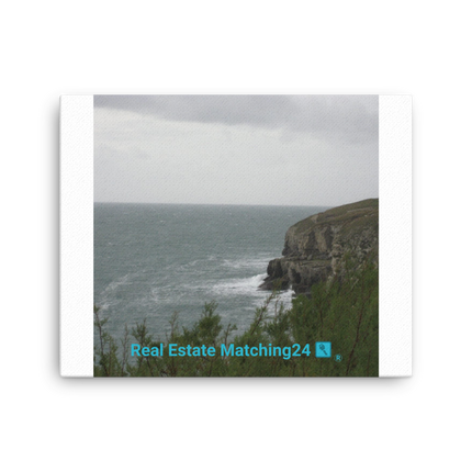 Seaside Serenity Canvas with realestatematching24 with key Logo