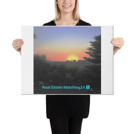 Beautiful Sunset Sinari Canvas with realestatematching24 with key Logo