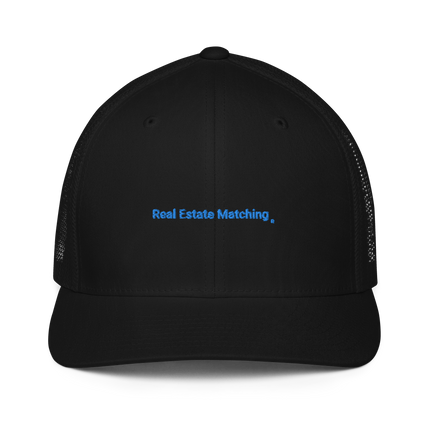 Closed-back trucker cap