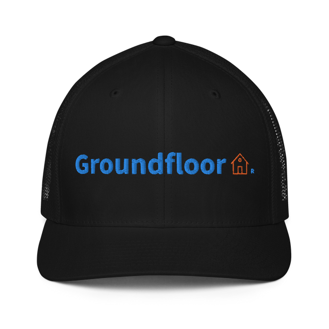 Closed-back trucker cap Groundfloor24 with Logo.