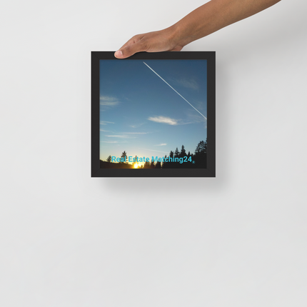 Attractive Sinari Framed poster with realestatematching24 without key Logo