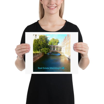 Beutiful Canel Poster with realestatematching24 with key Logo