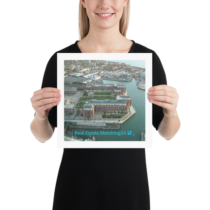 Nice City Poster with realestatematching24 with key Logo