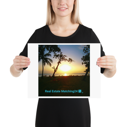Beutiful Sea View Poster with realestatematching24 with key Logo