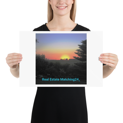 Beutiful Sunset Sinari Poster with realestatematching24 without key Logo