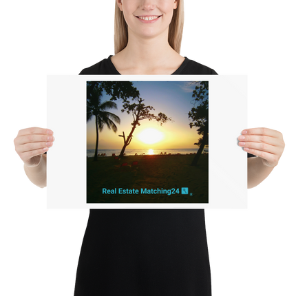 Beutiful Sea View Poster with realestatematching24 with key Logo