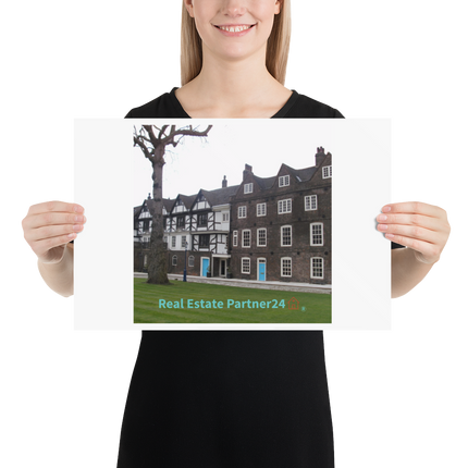 Beutiful Palace Poster with realestatepartner24 with house Logo