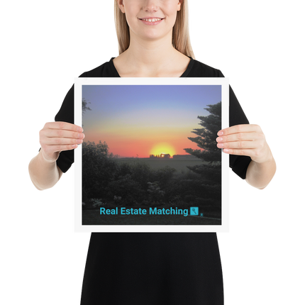 Beutiful Sunset Sinari Poster with realestatematching with key Logo