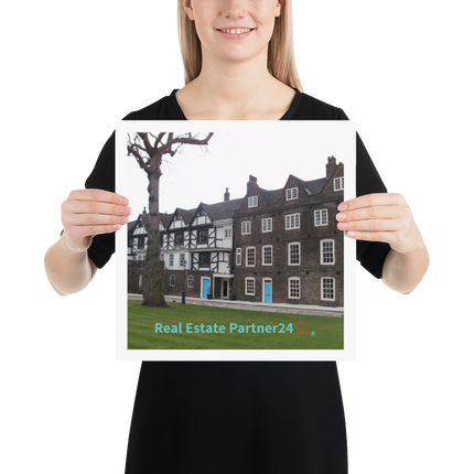 Beutiful Palace Poster with realestatepartner24 with house Logo