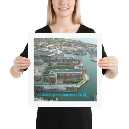 Nice City Poster with realestatematching24 with key Logo
