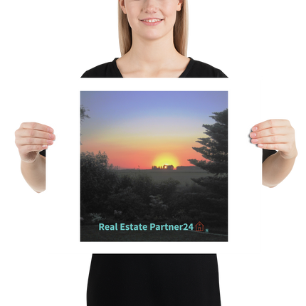 Beutiful Sunset Sinari Poster with realestatepartner24 with house Logo