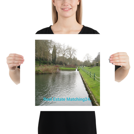 Lakeside Beauty Poster with realestatematching24 without key Logo
