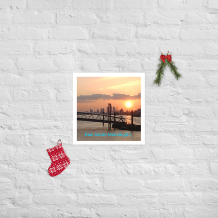 Evening Glow Poster with realestatematching24 without key Logo