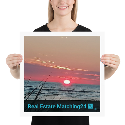 Beutiful Poster with Real Estate Matching24 Logo