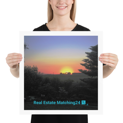 Beutiful Sunset Sinari Poster with realestatematching24 with key Logo