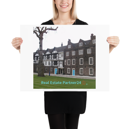 Beutiful Palace Poster with realestatepartner24 with house Logo