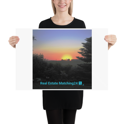 Beutiful Sunset Sinari Poster with realestatematching24 with key Logo