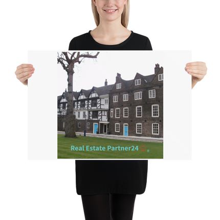 Beutiful Palace Poster with realestatepartner24 with house Logo