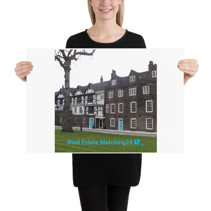 Beutiful Palace Poster with realestatematching24 with key Logo