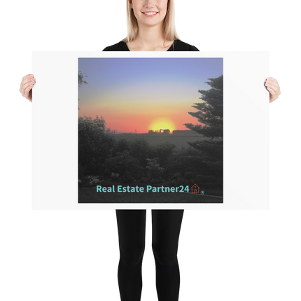 Beutiful Sunset Sinari Poster with realestatepartner24 with house Logo