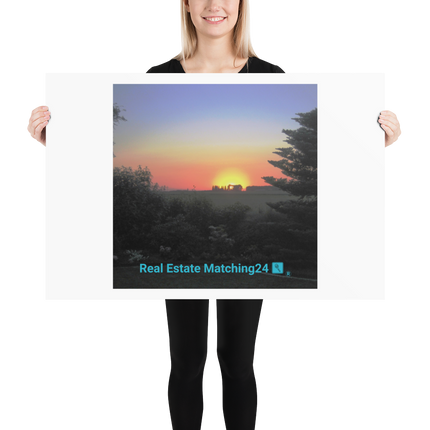 Beutiful Sunset Sinari Poster with realestatematching24 with key Logo