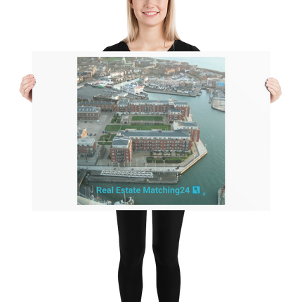 Nice City Poster with realestatematching24 with key Logo