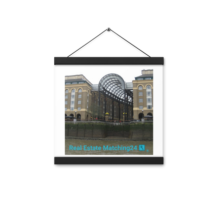 Hay's Galleria Poster with hangers with Real Estate Matching24 Logo