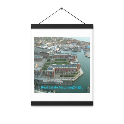 Nice City Poster with hangers with realestatematching24 with key Logo