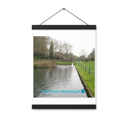 Lakeside Beauty Poster with hangers with realestatematching24 with key Logo