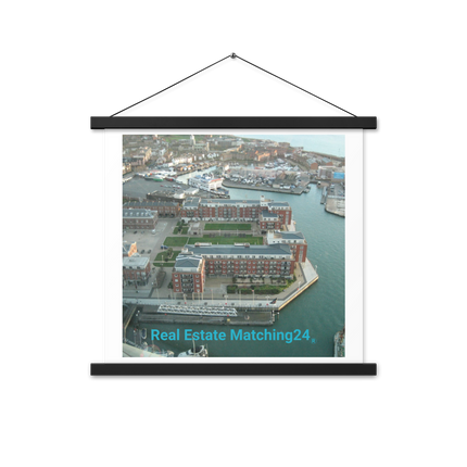 Nice City Poster with hangers with realestatematching24 without key Logo