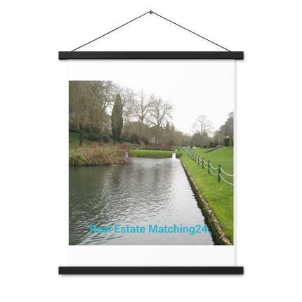 Lakeside Beauty Poster with hangers with realestatematching24 without key Logo