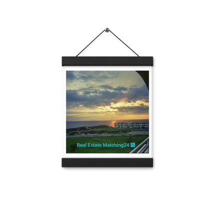 Natural View Poster with hangers with realestatematching24 with key Logo