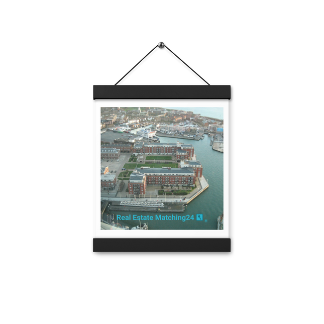 Nice City Poster with hangers with realestatematching24 with key Logo