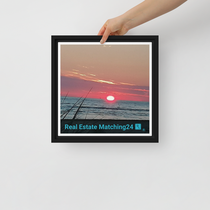 Beutiful Framed canvas with Real Estate Matching24 Logo