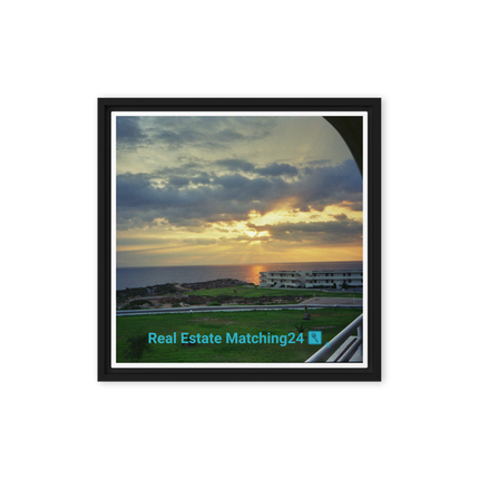 Natural View Framed canvas with realestatematching24 with key Logo