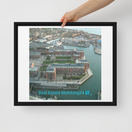 Nice City Framed canvas with realestatematching24 with key Logo