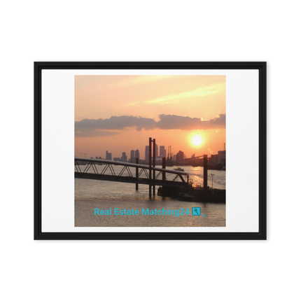 Evening Glow Framed canvas with realestatematching24 with key Logo