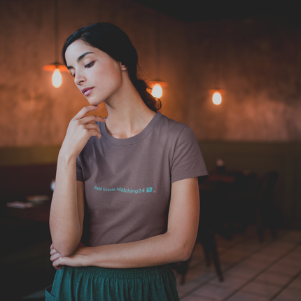Crop Tee with Real Estate Matching24 Logo