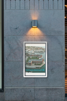 Nice City Thin canvas with realestatematching24 with key Logo