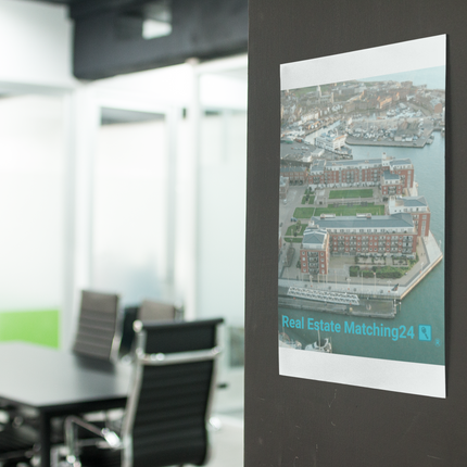 Nice City Poster with realestatematching24 with key Logo