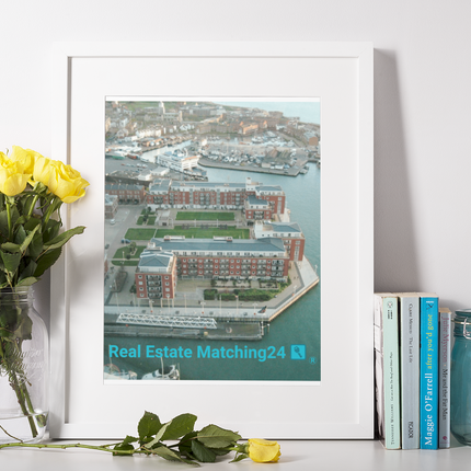 Nice City Framed poster with realestatematching24 with key Logo